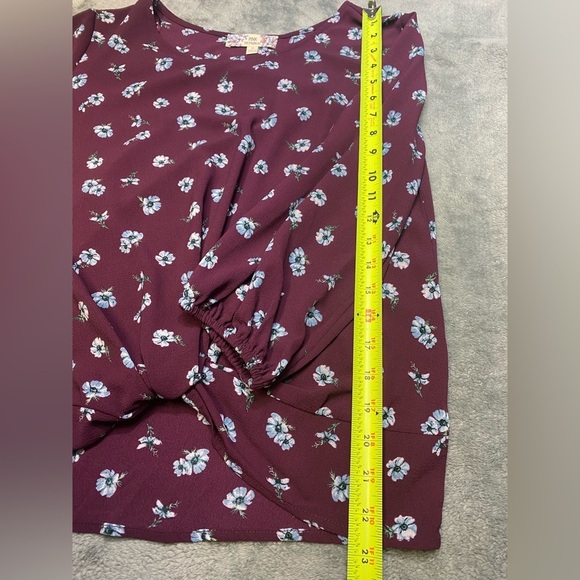 Pink Republic Plum Floral Knot Front Blouse - women’s size small - Picture 13 of 14